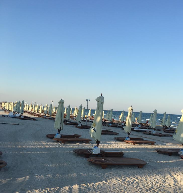 Arthemis Apartment Mamaia Exteriér fotografie