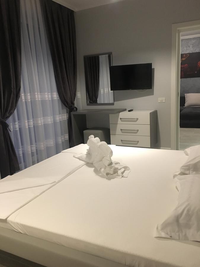 Arthemis Apartment Mamaia Exteriér fotografie