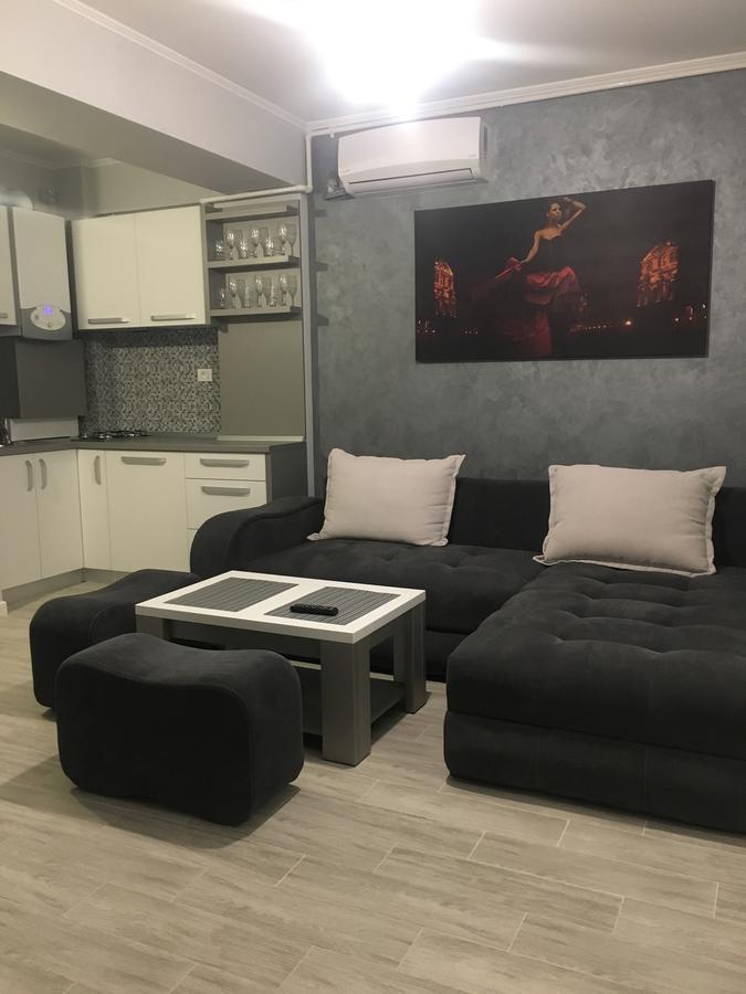 Arthemis Apartment Mamaia Exteriér fotografie